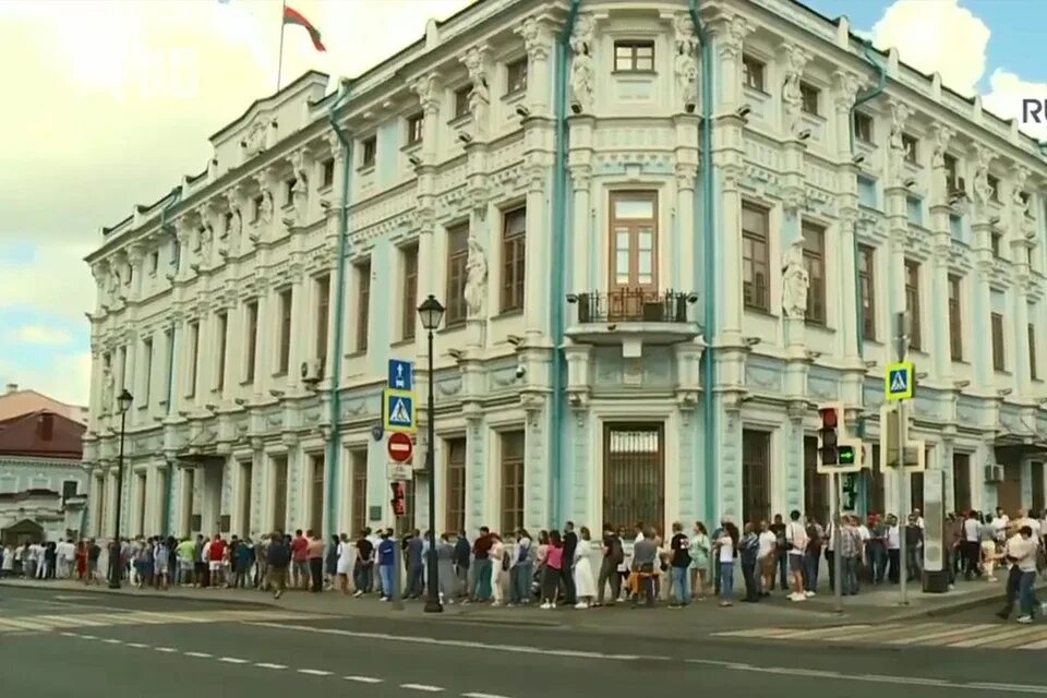 Посольство в белорусское белорусское москве. Посольство в белорусское белорусское москве. Здание посольства белоруссии в москве. Посольство в белорусское белорусское москве. Официальное посольство беларуси в москве.