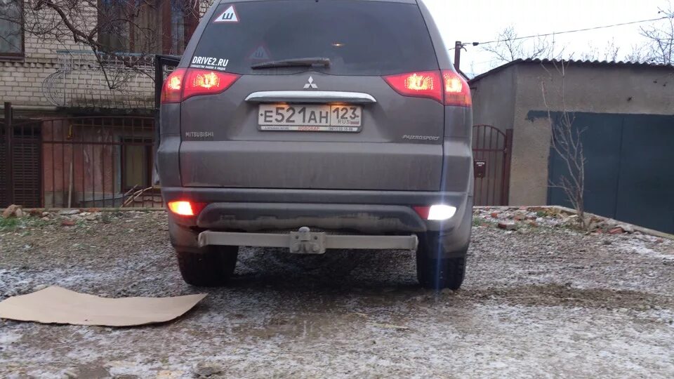 Gx460 фонарь заднего хода. Задний ход паджеро спорт. Задний ход паджеро спорт. Вторая лампа заднего хода паджеро спорт 2. Задний ход паджеро спорт.