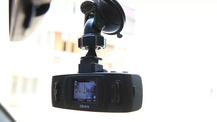 Установка видеорегистратора ibox. Видеорегистратор ibox pro-900. ibox drive pro 800.