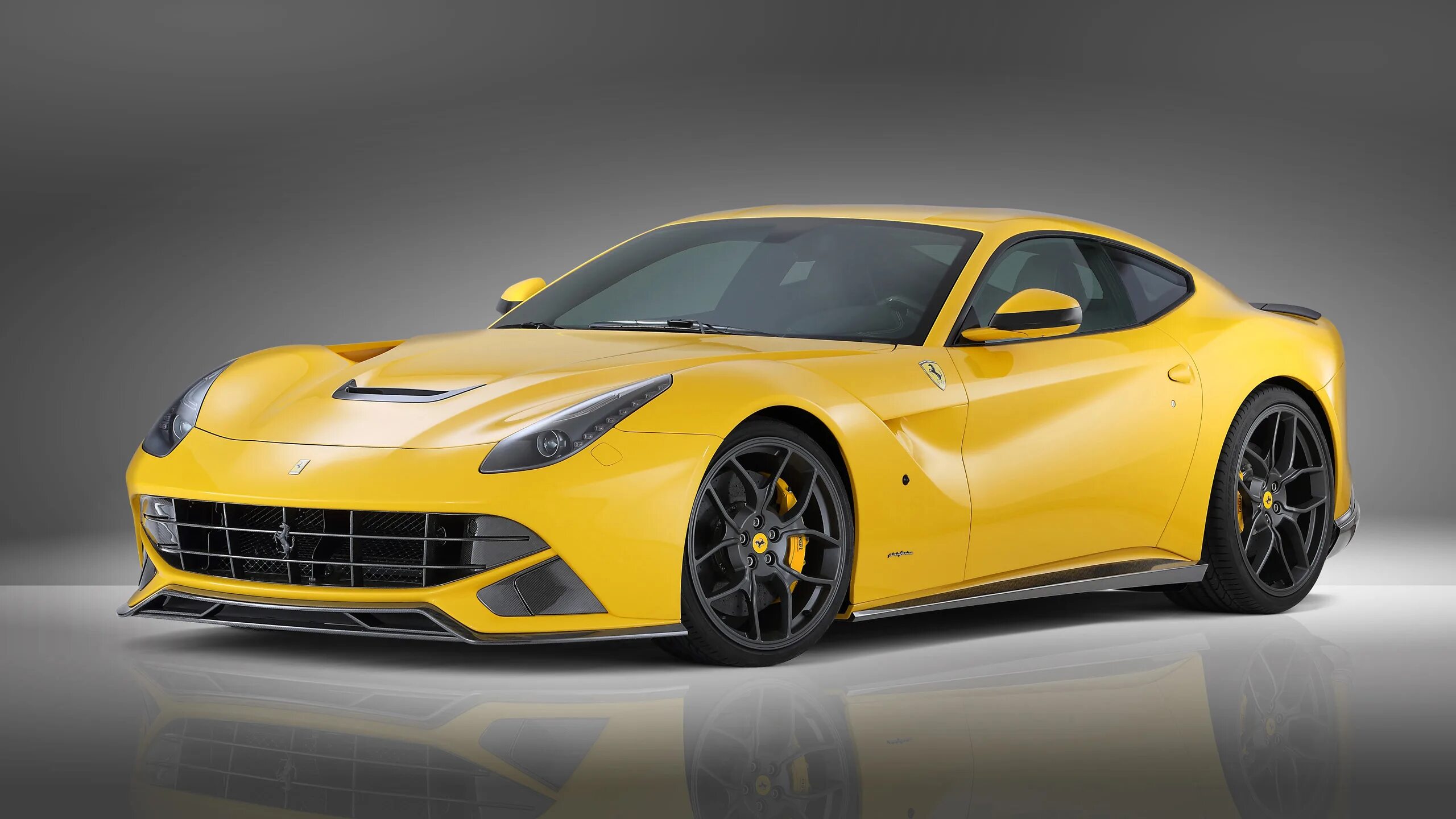 F 12 c 20. Феррари ф12 Берлинетта. Ferrari f12 Berlinetta Yellow. Ferrari f12 Berlinetta Novitec. Феррари ф 12 берлинетн желтая.