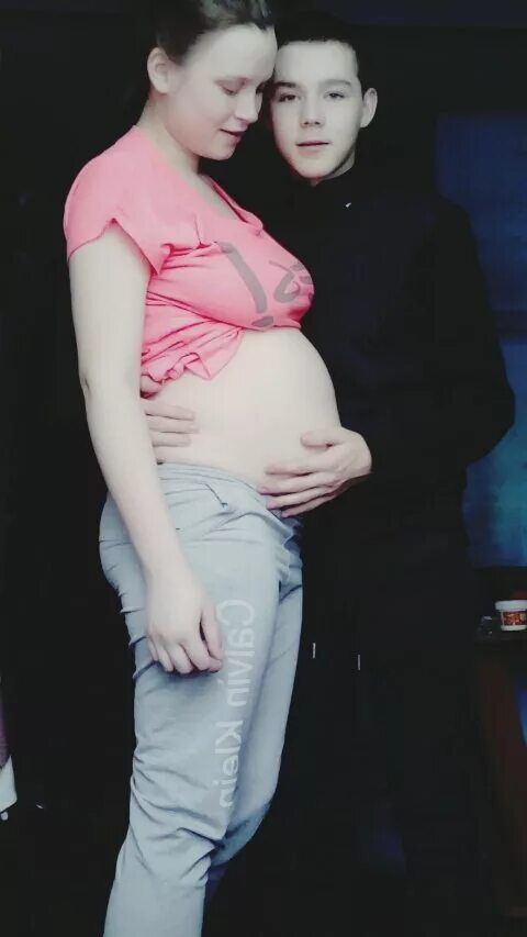 люба бессуднова и олег михеев. даша беременна 13 слив. беременна в 13 от 3. беременная в 13. беременная даша в 13 лет.