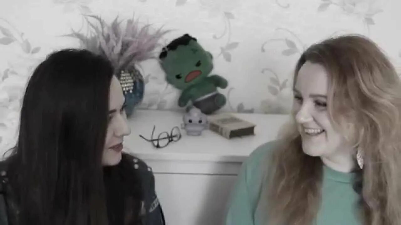 Talk 1 2 3 4 5. Светлана и екатерина 2 talk girls. 2 talk girls личная жизнь. 2 talk girls канал.