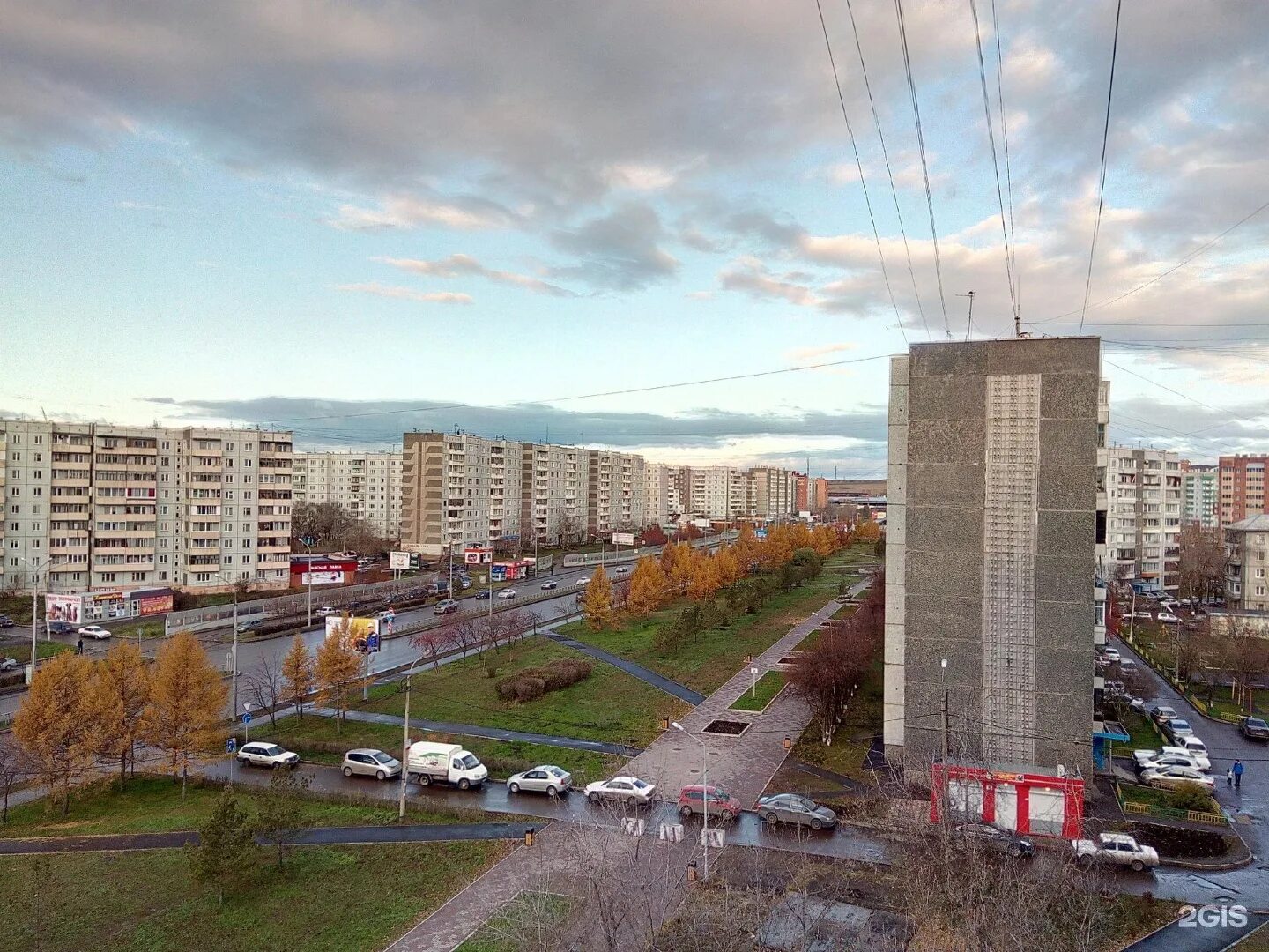 Комсомольский проспект Красноярск. Комсомольский проспект 3 Красноярск. Улица Комсомольский проспект Красноярск. Проспект Комсомольский 9 Красноярск.