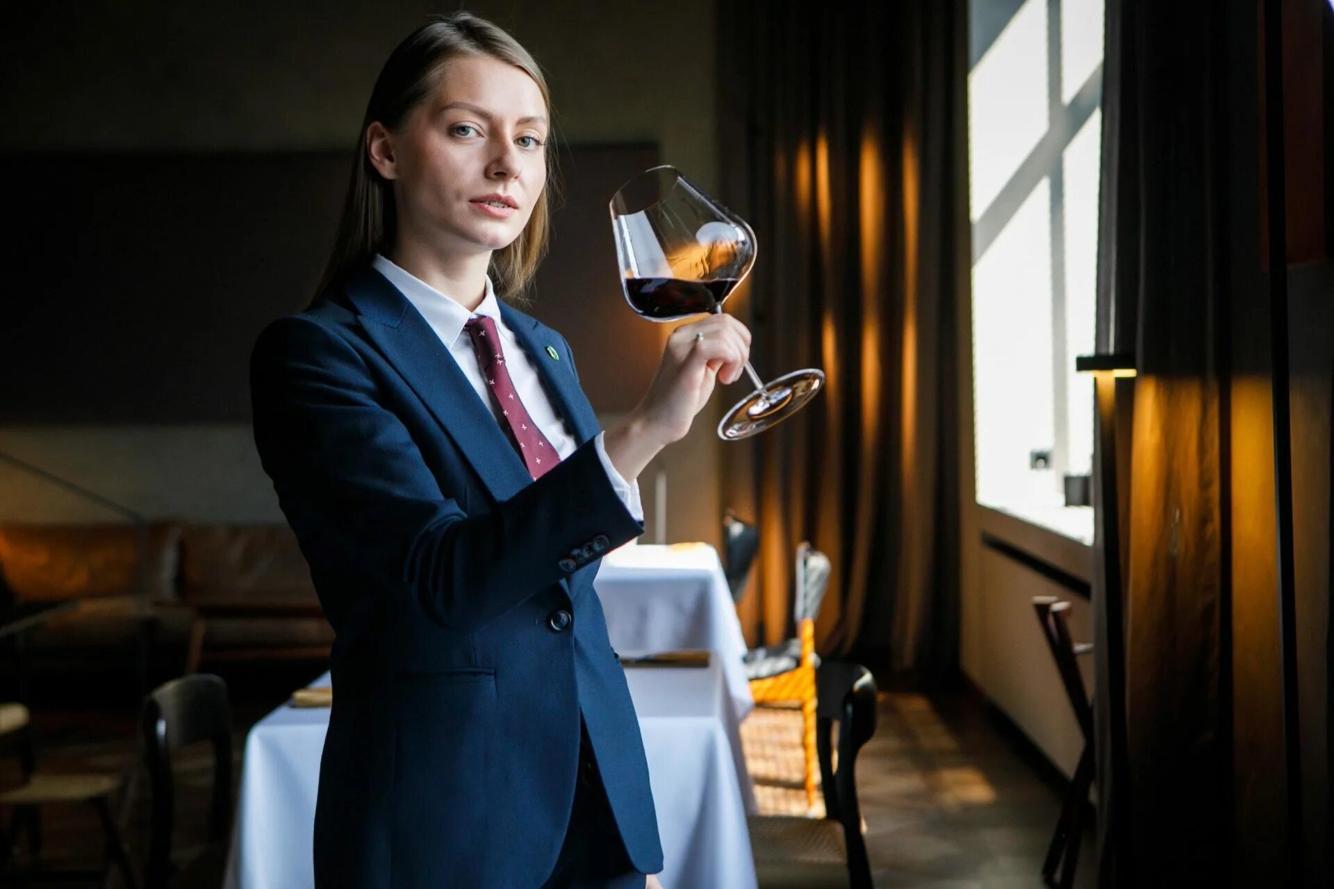 Лучшие сомелье. Александр фомичев сомелье. Лучшие сомелье. Маргарита краснопольская сомелье. Евгений шамов сомелье.