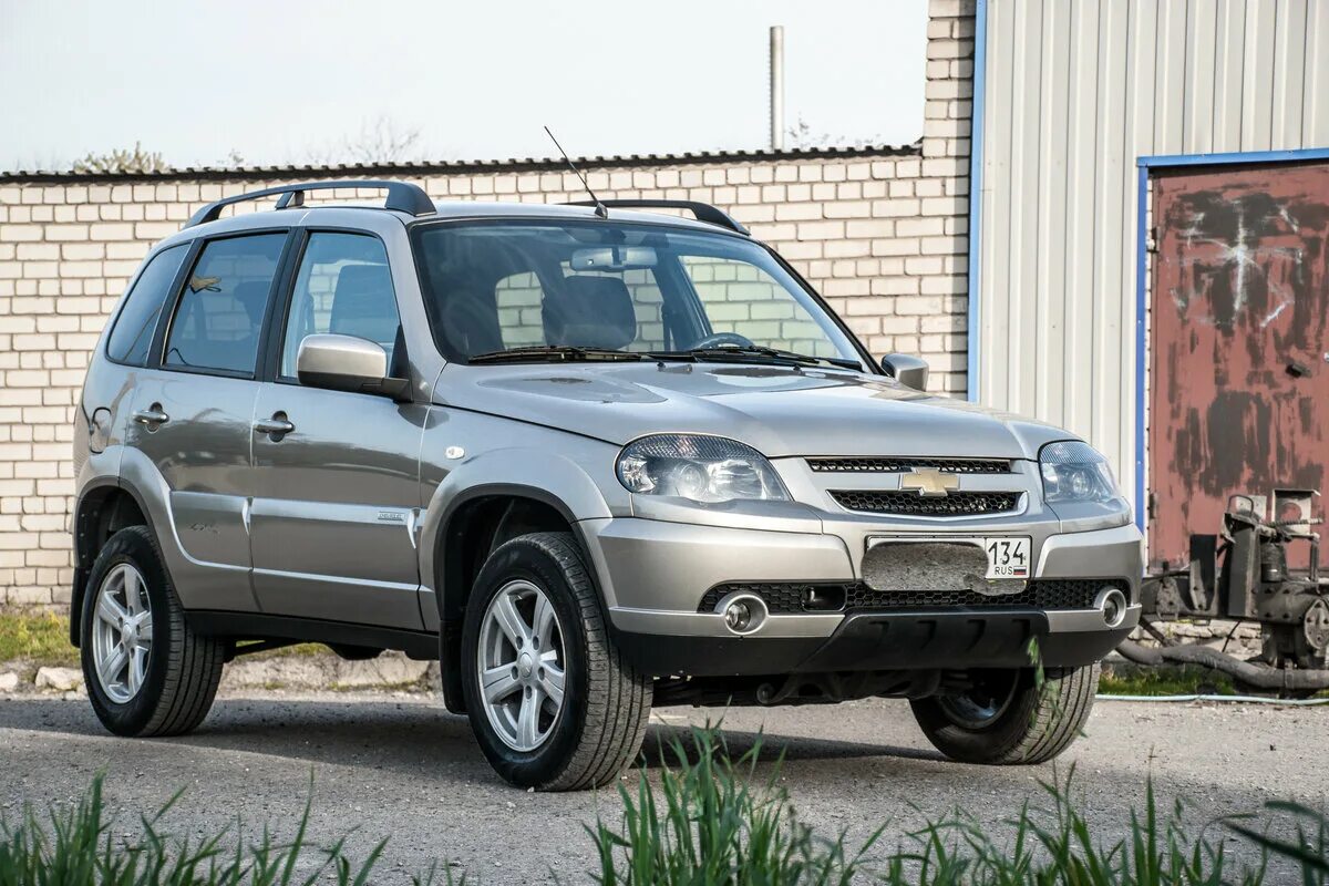 Chevrolet niva, 2013 черный. Chevrolet niva рестайлинг 2008. Chevrolet niva bertone edition. Chevrolet niva 2000. Нива chevrolet 2022.