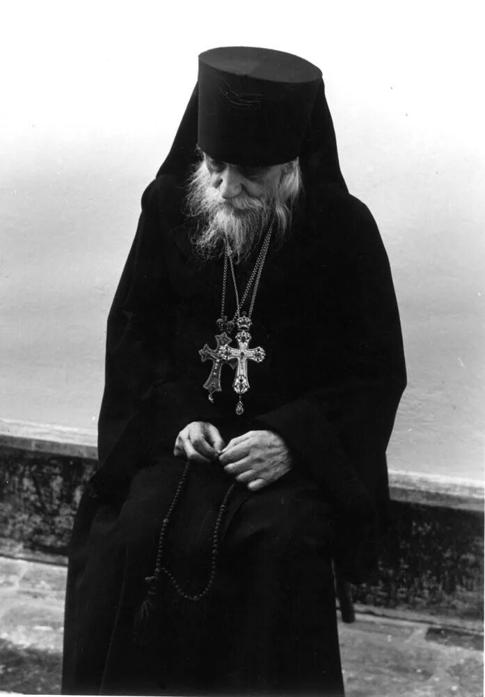 Ржачные картинки про планерку. Нужно больше богу. Должно повиноваться больше богу нежели человекам. Должно повиноваться больше богу нежели человекам деян. Иисус христос мемы.