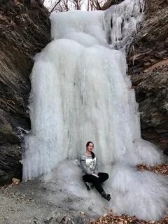 К водопадам сироткин