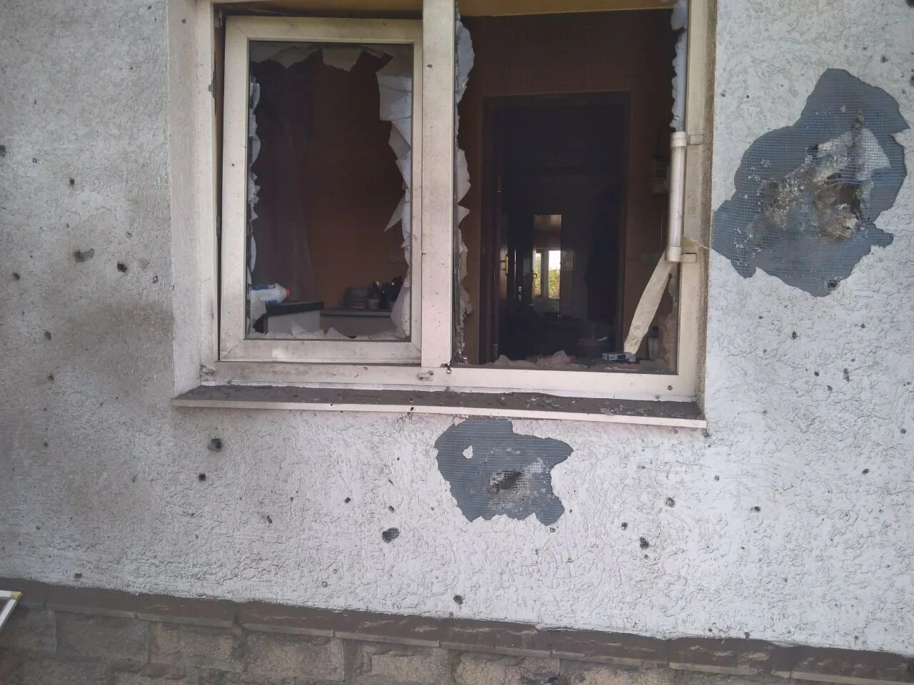 Горловка сегодня последние. Обстрелы в пантелеймоновке. обстрел горловка 2025. обстрел пгт белое 2014.