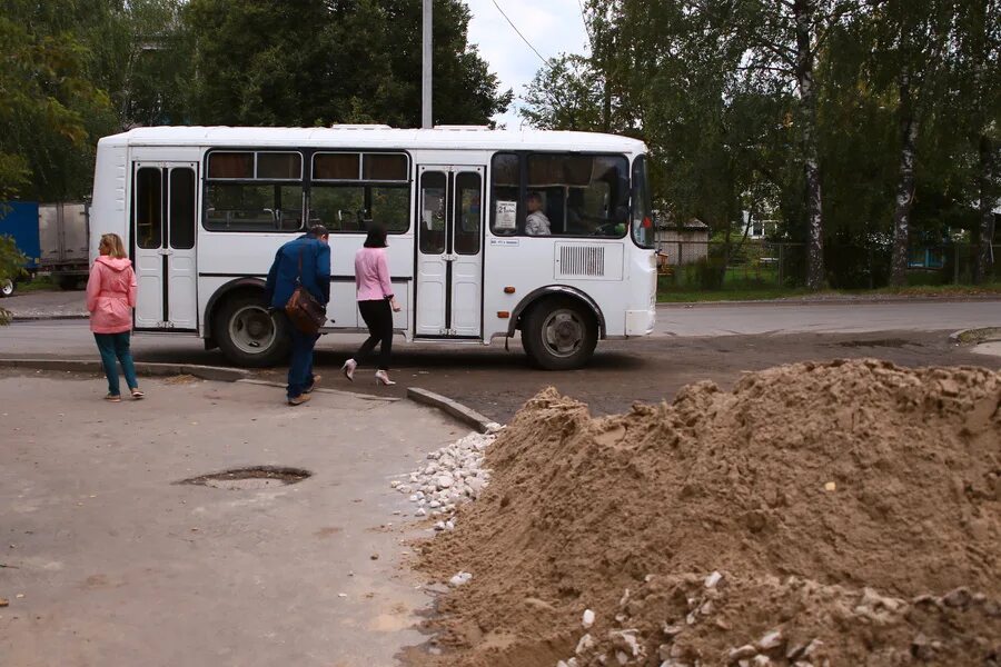Автобусы ковров сейчас. Автобус ковров. автобусы владимир. паз 4234 врезался в лес.