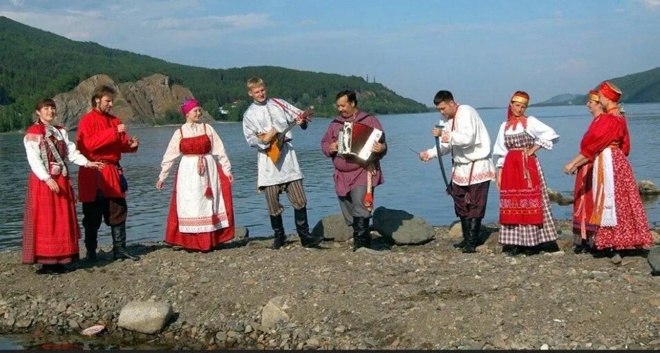 Презентация русский обычай встречать гостей хлебом-солью. Текст песни уж вы гости гости долгожданные ансамбль цветень. Песни гости долгожданные. Песни гости долгожданные. Текст песни.