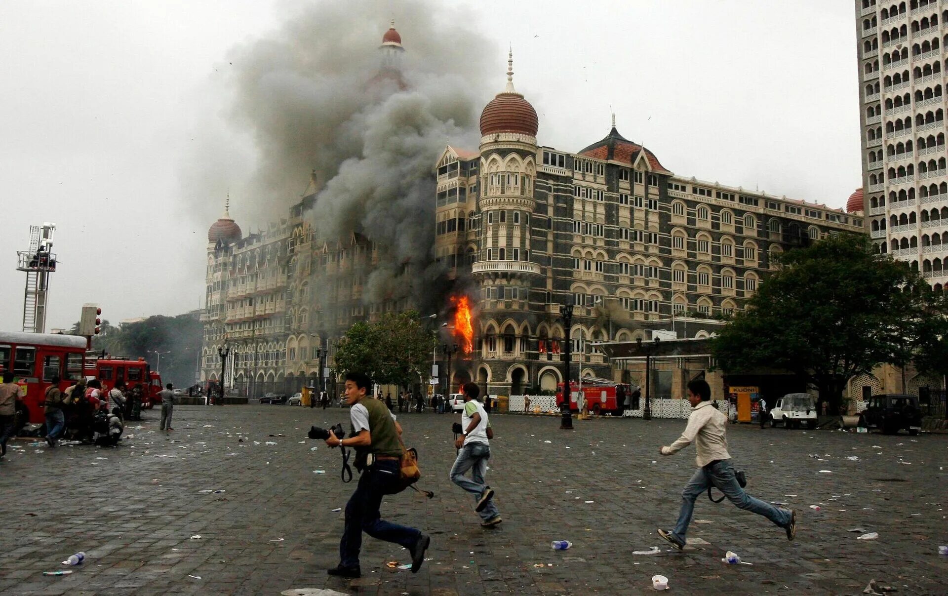 Мумбаи 2008 Тадж Махал теракт. Теракт в Индии 2008 Тадж Махал. 26 Ноября 2008 отель Мумбаи. Terrorist attack in russia