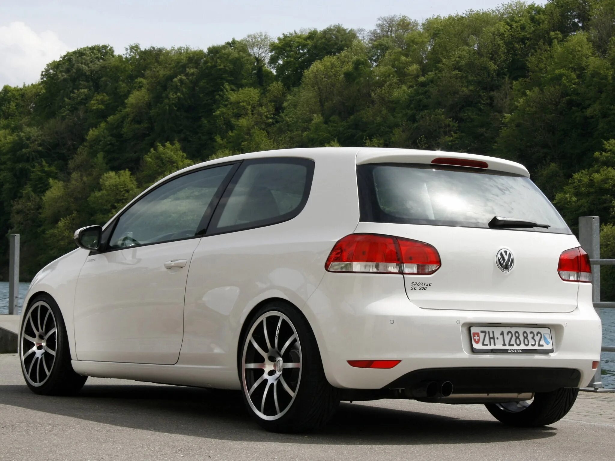 Volkswagen 200. Фольксваген гольф 200. Golf 6 200. VW Sportec. Фольксваген гольф 2009 года.