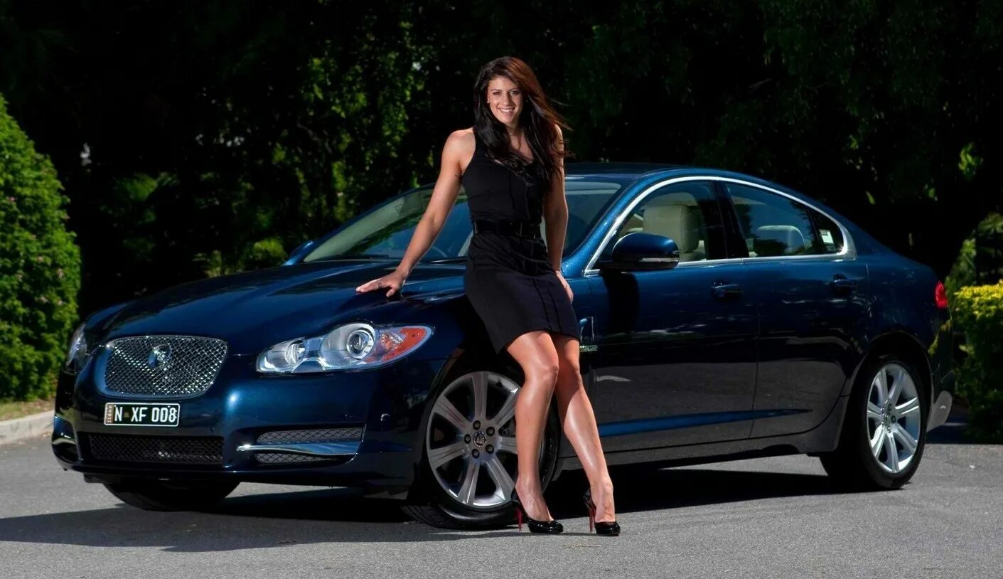 Ламборджини феррари красная. Профессиональная фотосессия автомобиля. Фотосессия с машиной. Шикарная женщина и автомобиль. Красивые машины.