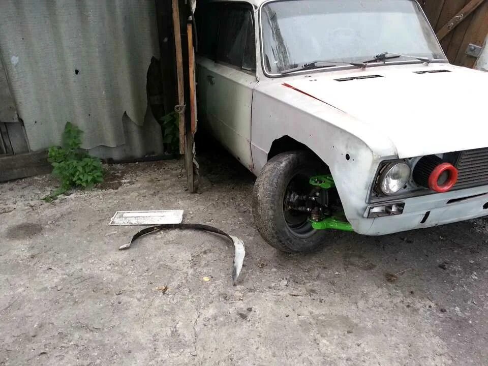 Выворот 2105. Ваз 2105 выворот. 2105 занижение -90. Ваз 2105 выворот. Сток выворот 2105.