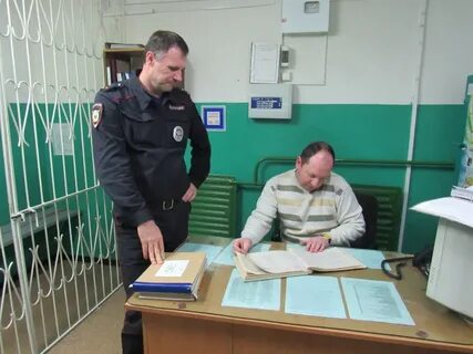 Лицам подвергнутым административному аресту