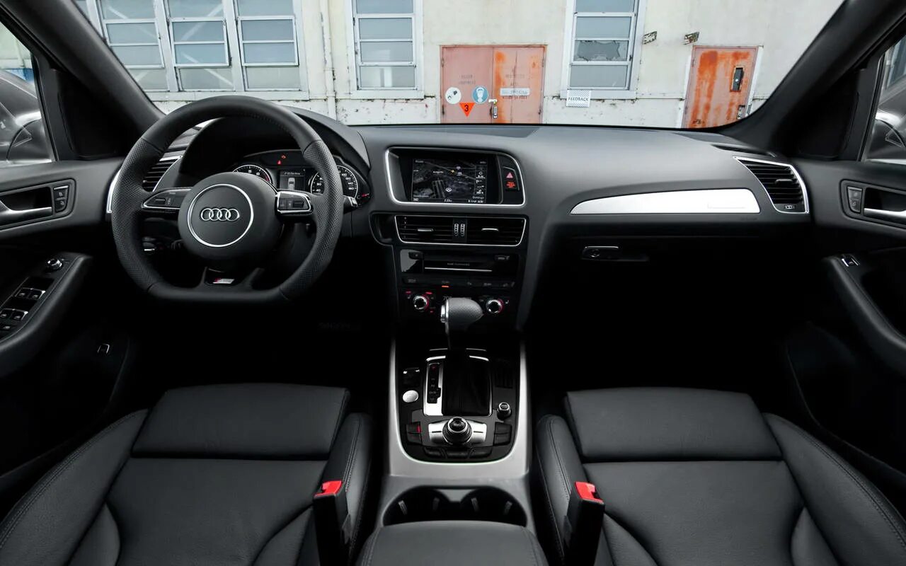 Кожаный салон Audi Q5 под защитой "Ceramic PRO Leather". - Ceramic Pro Perm на D