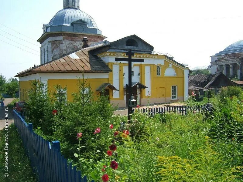 Елнать кинешма. Храм всех святых мкр юрьевец. Церковь всех святых юрьевец владимир. Храм в юрьевце владимир. Г владимир мкр юрьевец церковь.