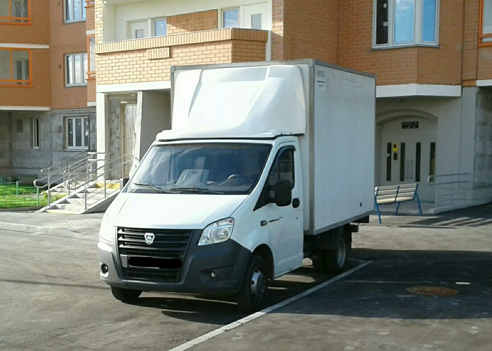 Газель 3. Газель 3302 белый. Грузовая машина для перевозки вещей. Машина для перевозки мебели. Услуги газели.