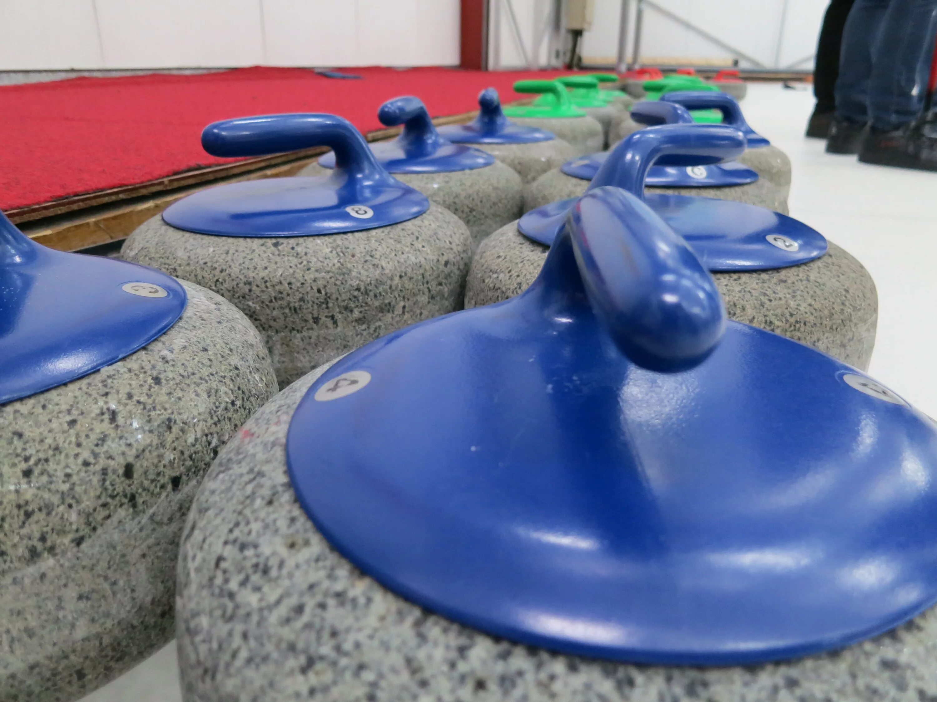 Blue handling