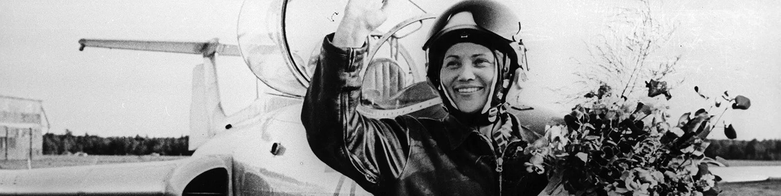 Марина попович летчик испытатель. Марина попович летчик. Марина попович летчик испытатель. Марина попович летчик испытатель. Марина попович.