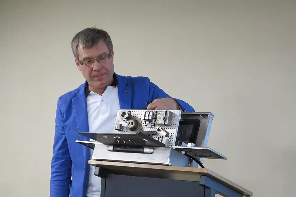 Лазерные технологии екатеринбург. Зао рцлт. Новых материалов и технологий урфу. Лазерные технологии екатеринбург. Лазерные технологии екатеринбург.