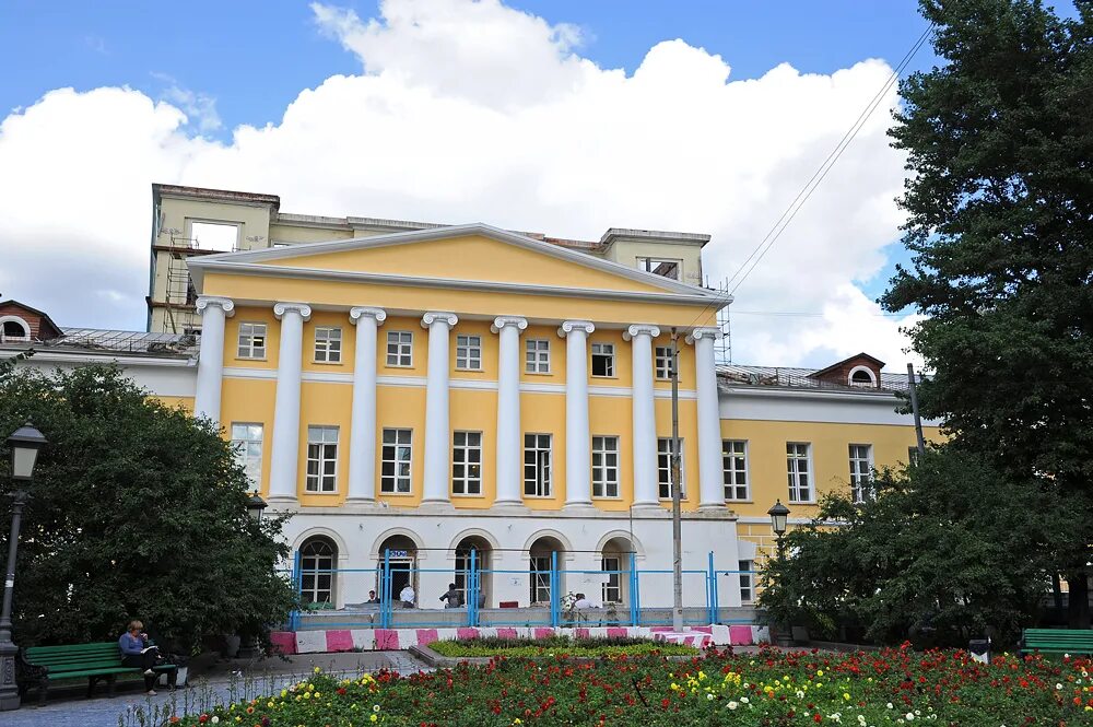 Школа имени Гнесиных. Московская городская Гнесиных здание. Музыкальная школа имени Гнесиных. Музыкальную школу Гнесиных здание. Концертные залы гнесинки