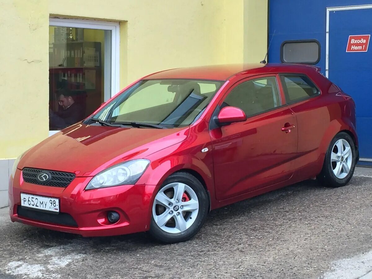 Кия сид 2008 купить. Kia Ceed 2008 красный. Kia Pro Ceed 2008. Киа СИД 2008 красная. Kia Ceed 2011 хэтчбек красный.