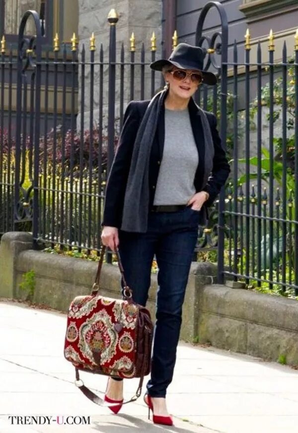 Сумка для женщины 50 лет. Сумка для женщины 50 лет. Сумки для 50 летних женщин. Сумки для женщин после 50 лет. Элегантные женщины после 50.