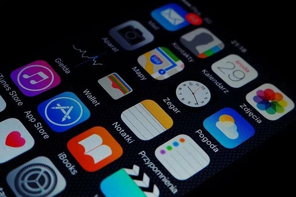 Приложения для смартфонов 2025. Мобильное приложение. приложение для смартфона. смартфон. логотип мобильного приложения.