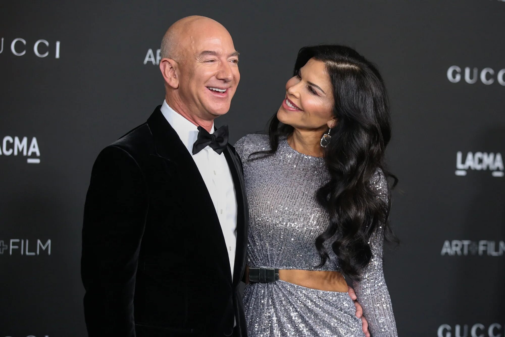 Лорен Санчес и Безос. Джеффа Безоса и Лорен Санчес. Jeff Bezos. Jeff Bezos and Lauren Sánchez. Джефф безос жена