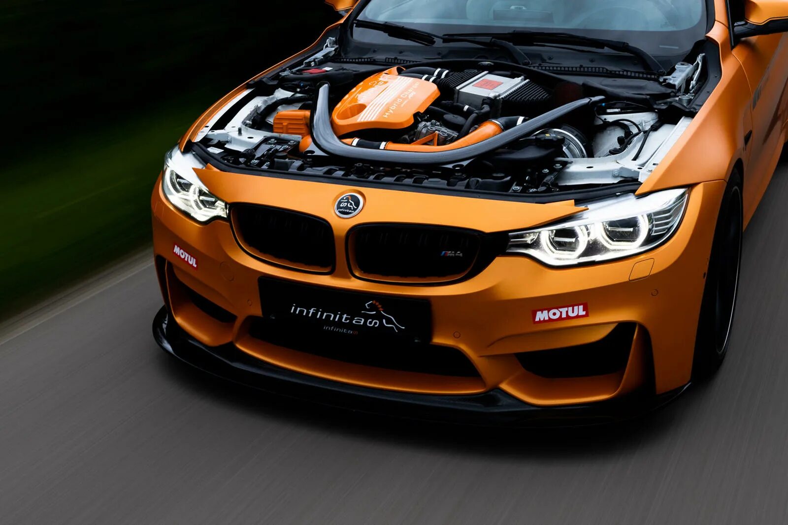 BMW m4. Bmw m hybrid