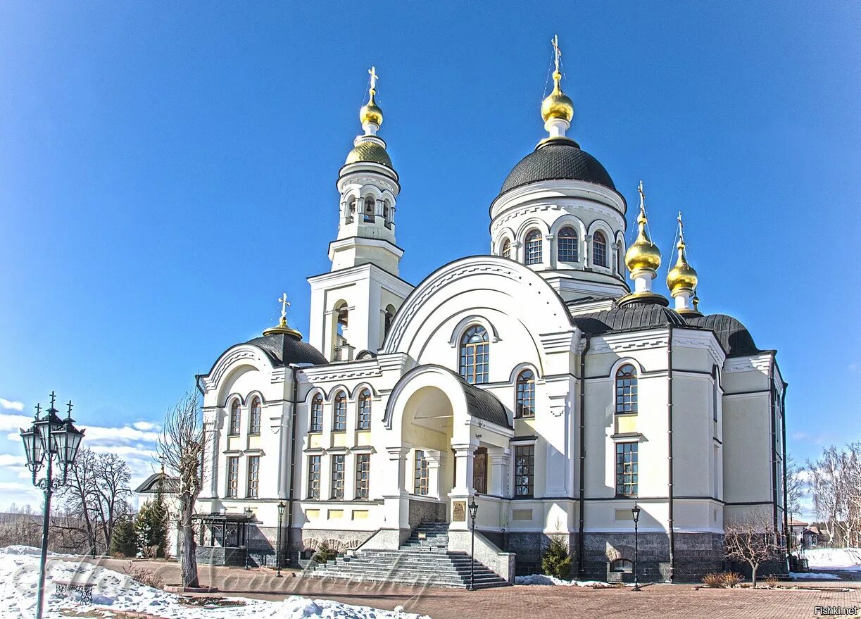 Спас на Водах Мурманск. Актобе православный храм православный. Православный храм в Гаване. Самый красивый православный храм в мире. Высший православный сан