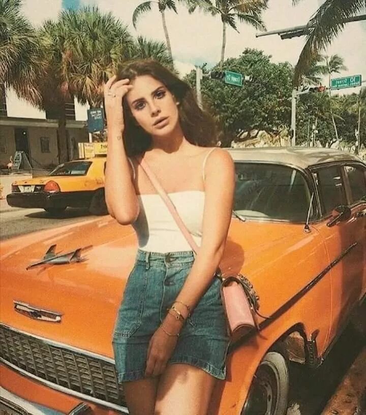 Lana del rey старая. Lana del rey national anthem обложка. Lana del rey старая. Альбом ланы дель рей ultraviolence. Older lana del rey.