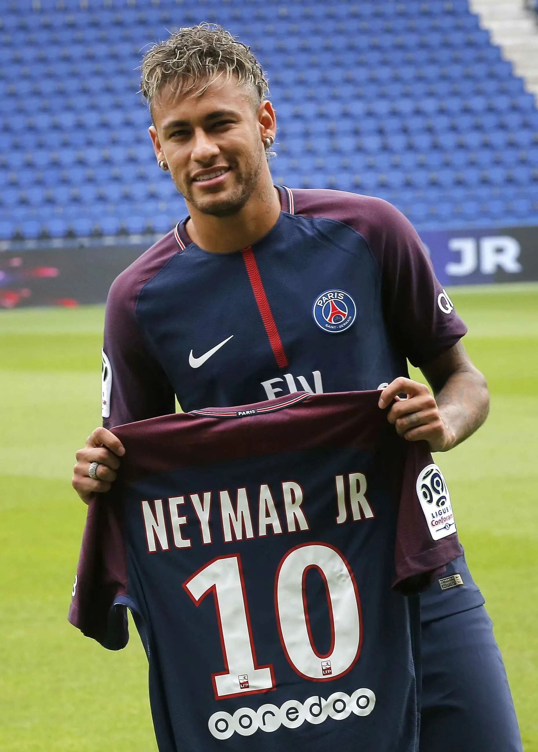 Каким номером играет неймар. Неймар псж. neymar номер в псж. неймар 2025. неймар сейчас в псж.