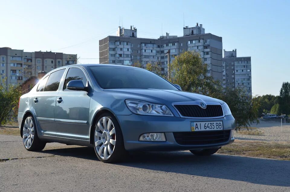 Шкода а5 какой год. Skoda a5. Skoda Octavia r19.