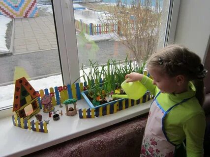 Огород на подоконнике лук