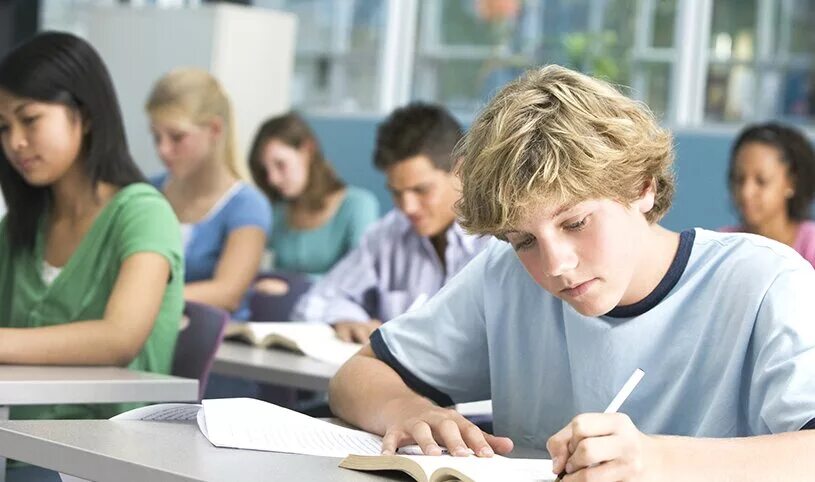 Учеба в университете за границей. Среднее и высшее образование в сша. Образование в америке. Европейская школа. Старшая школа в сша.