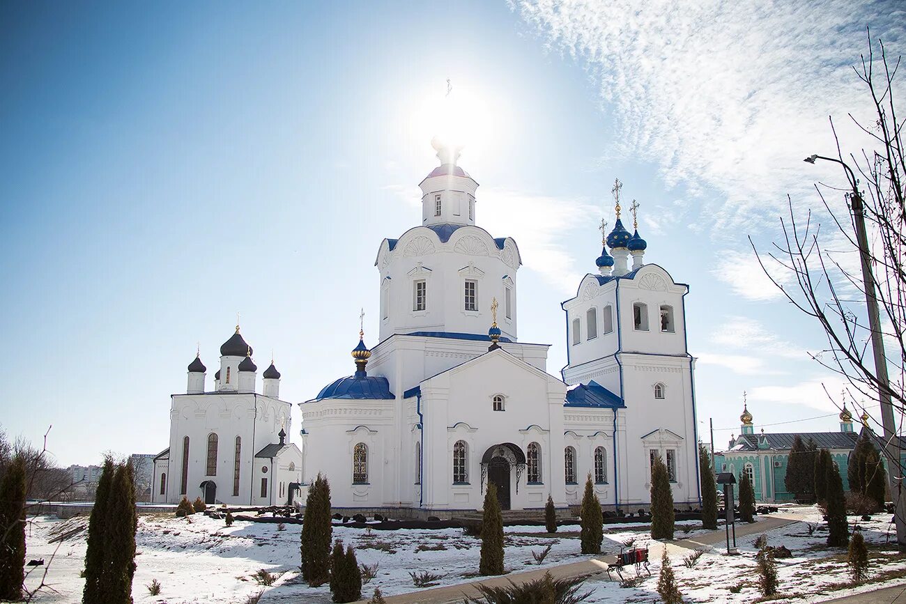 Свято успенский орел. Свято-Успенский монастырь (орёл). Орловский Свято Успенский мужской монастырь. Свято-Успенский мужской монастырь Орловской епархии, орёл. Церкви Свято-Успенского монастыря Орел.