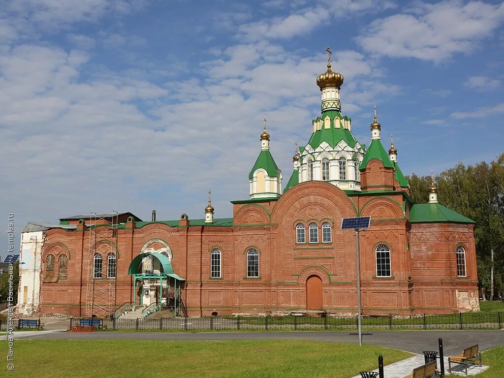 Вознесенский храм Михайловск Свердловская область. Храм города Михайловск Свердловской области. Михайловск Свердловская область Нижнесергинский район. Погода михайловске нижнесергинского свердловской на неделю