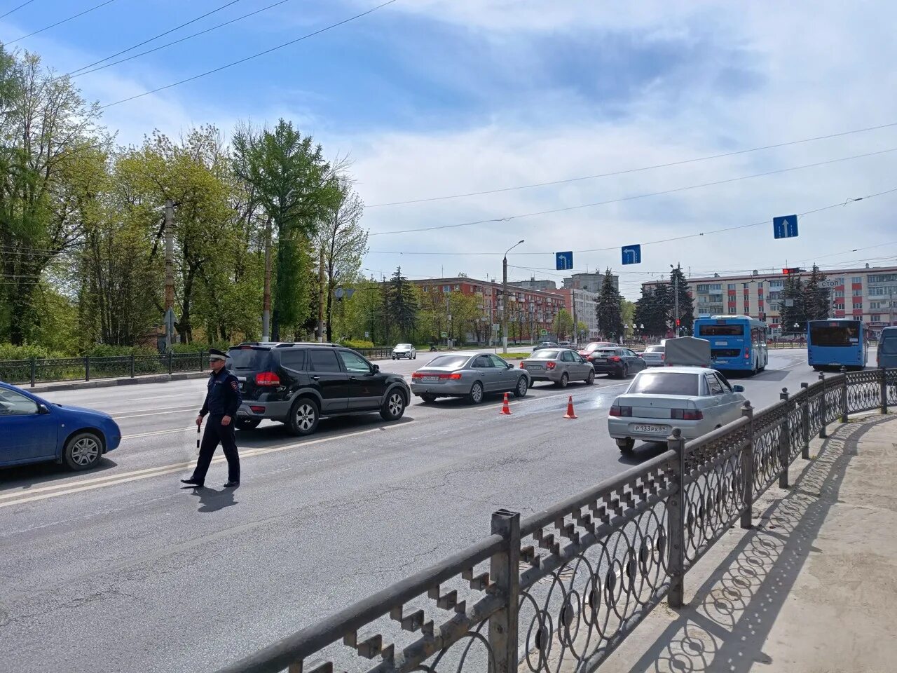 Чп тверь. Авария в твери на комсомольской площади сегодня. дороги в городе тверь. дороги в твери фото.