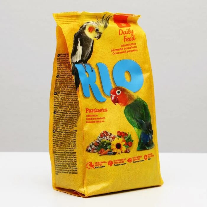Корм рио для средних попугаев в период линьки. Корм рио для средних попугаев. Попугаев, мешок 20 кг". Мел для попугаев рио. Корм для средних попугаев рио основной рацион 500гр.