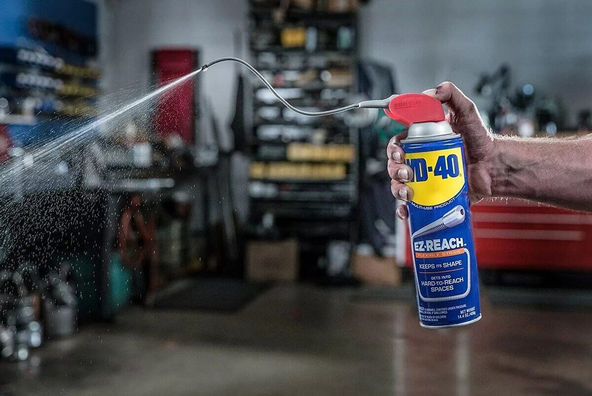 Wd 40 это. Смазка WD-40. WD-40 Grease. Аэрозоль универсальный WD-40. Автохимия wd40.