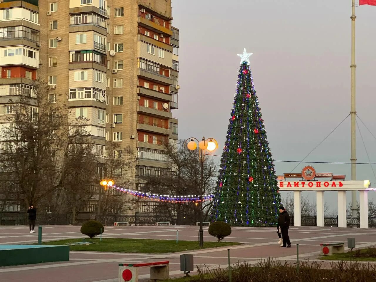 Покажи мелитополь. Мелитополь площадь. Мелитополь достопримечательности. Мелитополь города Украины. Район новый Мелитополь.