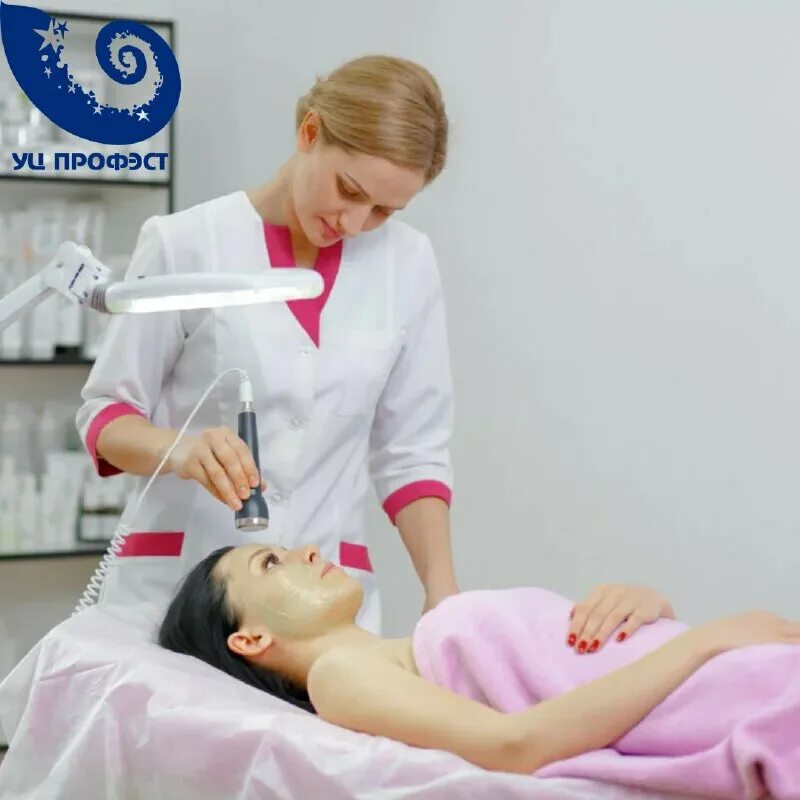 Салон красоты процедуры. Профессия косметолог эстетист. Эстетист без медицинского образования. Технолог эстетист. Школа косметологов.