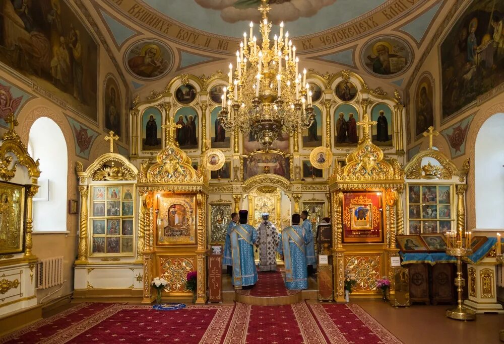 Митрофановская церковь пенза внутри. Митрофановский храм воронеж. Митрофаньевская церковь пенза. Митрофановский храм воронеж. Митрофаньевская церковь пенза расписание.