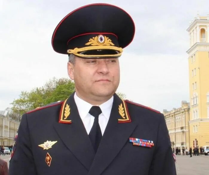 Форма генерала полиции. Генерал майор скоков. мвд рф форма генерал-майор. китель генерала мвд. скоков михаил александрович.