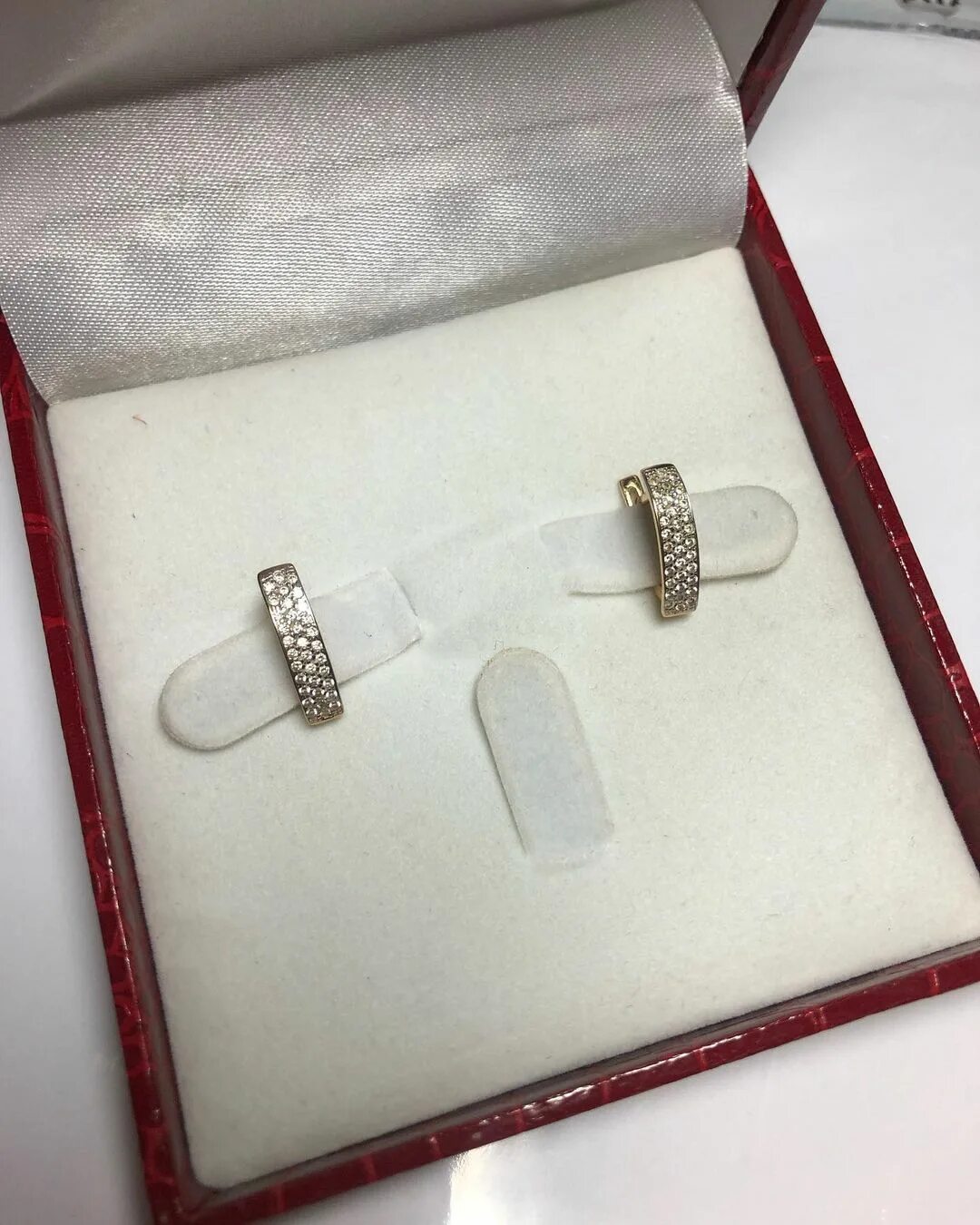 Шипиловская улица 25а. Ломбардный дом киров. Ленина 116 семикаракорск. Дом быта армавир режим работы. Дом быта оптика.