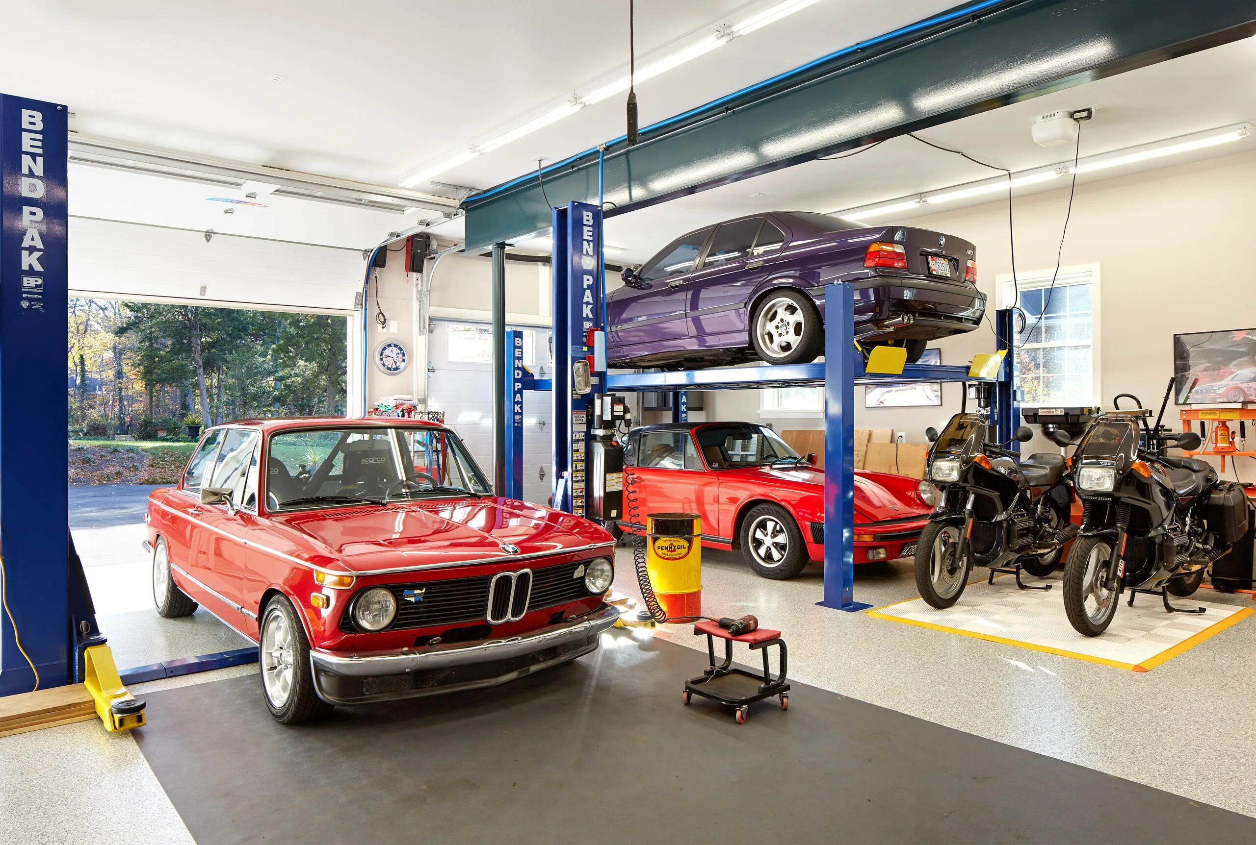 Автосервис в гараже. Garage mechanic. Ремонт авто. Станция технического обслуживания. Оборудование для гаража.