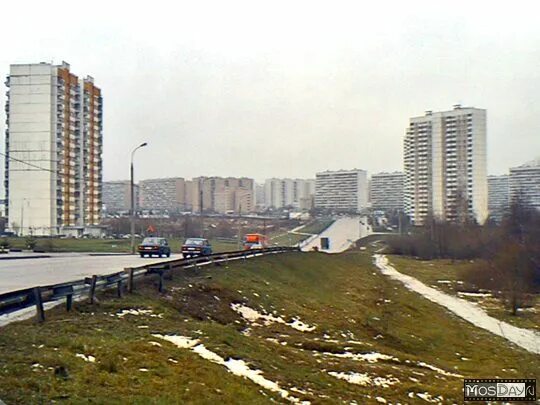 Фото новопеределкино москва. Боровское шоссе 2000. Улица новопеределкино. Фото новопеределкино москва. Новопеределкино метро.