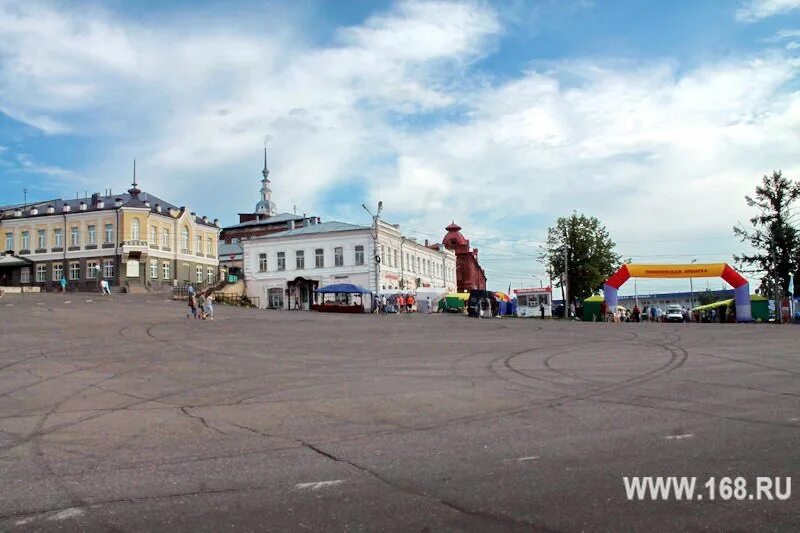 Кинешма площадь революции. Кинешма пл революции. кинешма площадь города. город кинешма площадь революции.